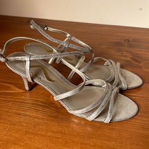 Nina gold glitter heels - size 9 - worn once.
